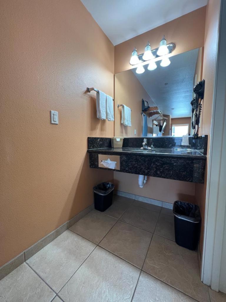 Rancho California Inn Темекула Экстерьер фото
