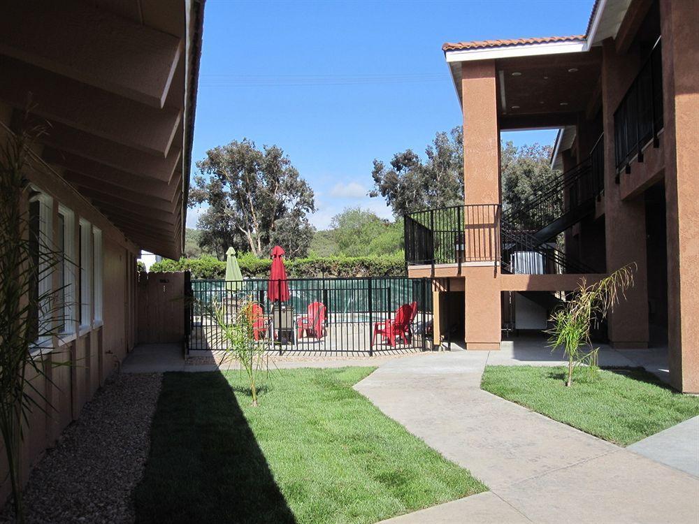 Rancho California Inn Темекула Экстерьер фото